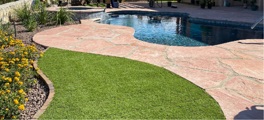 An example of Flagstone pool decking.